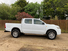 64 Toyota Hi Lux Double Cab Pick Up